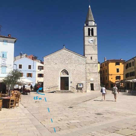 Istrian Stone House In The Heart Of The Beautiful Fishing Village Fazana - Only Few Steps From The Sea And The Wonderful Beach - Incl Plasma-Quad-Plus-Filter Against C O V I D المظهر الخارجي الصورة